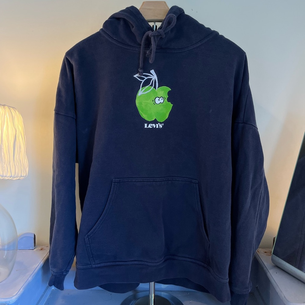Large Unisex Levi's Navy Sweatshirt Hoodie with Apple Graphic